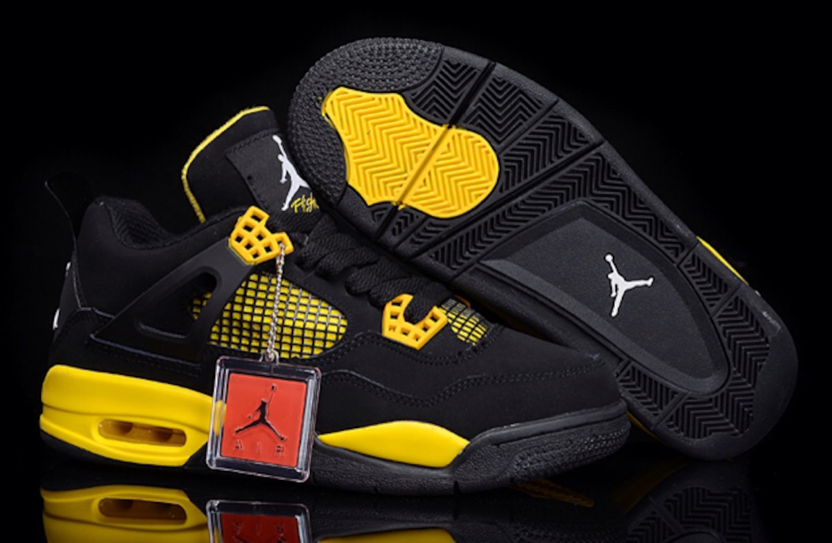 Nike air jordan 4 fear. Nike Air Jordan 4 Yellow. Nike Air Jordan 4 Black Yellow. Air Jordan 4 Black Yellow. Nike Air Jordan 4 Black.