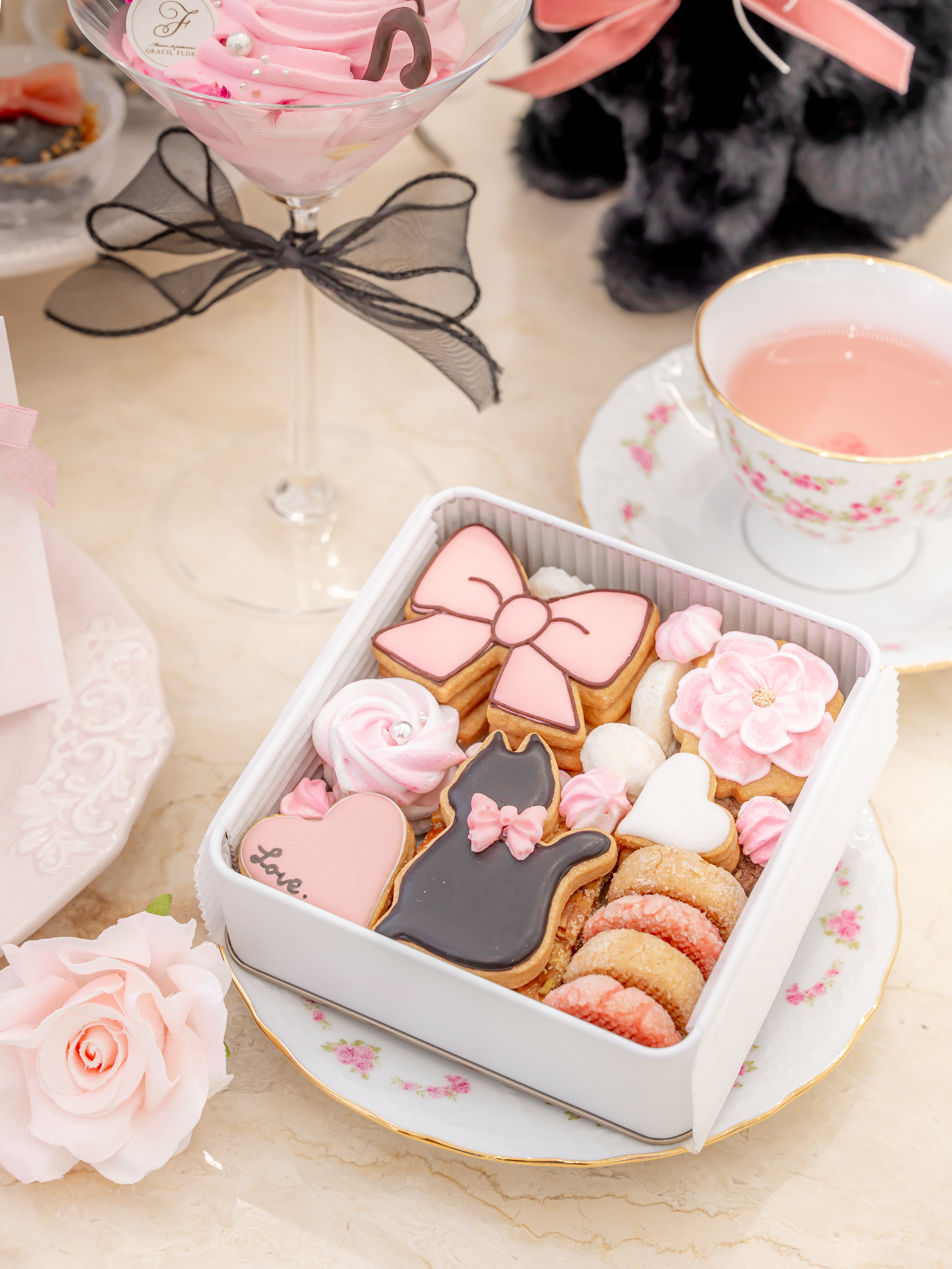 ✿〜黒猫クッキー缶 〜✿ | Maison de pâtisserie GRACIL FLORA