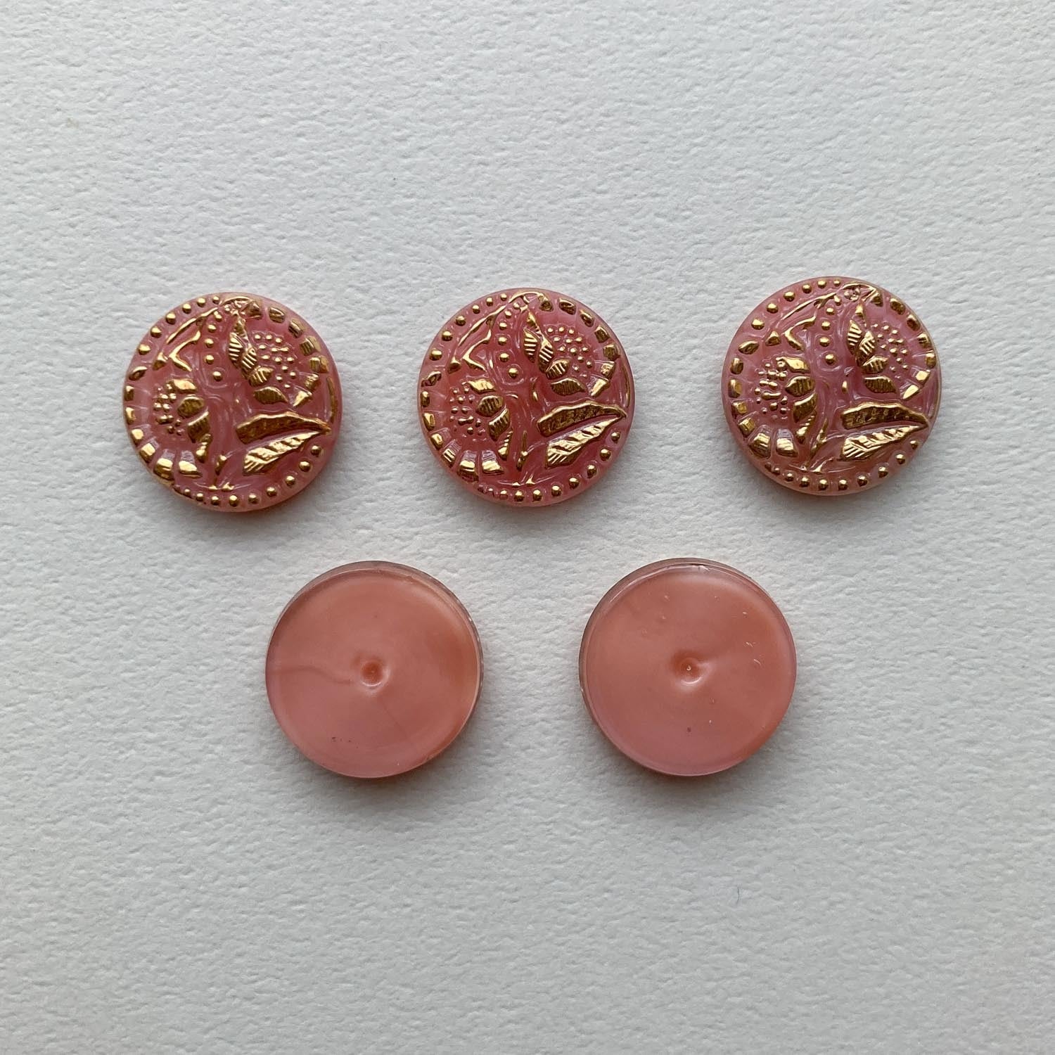 再入荷〉お花二輪チェコガラスカボション | Dua-アクセサリーパーツ