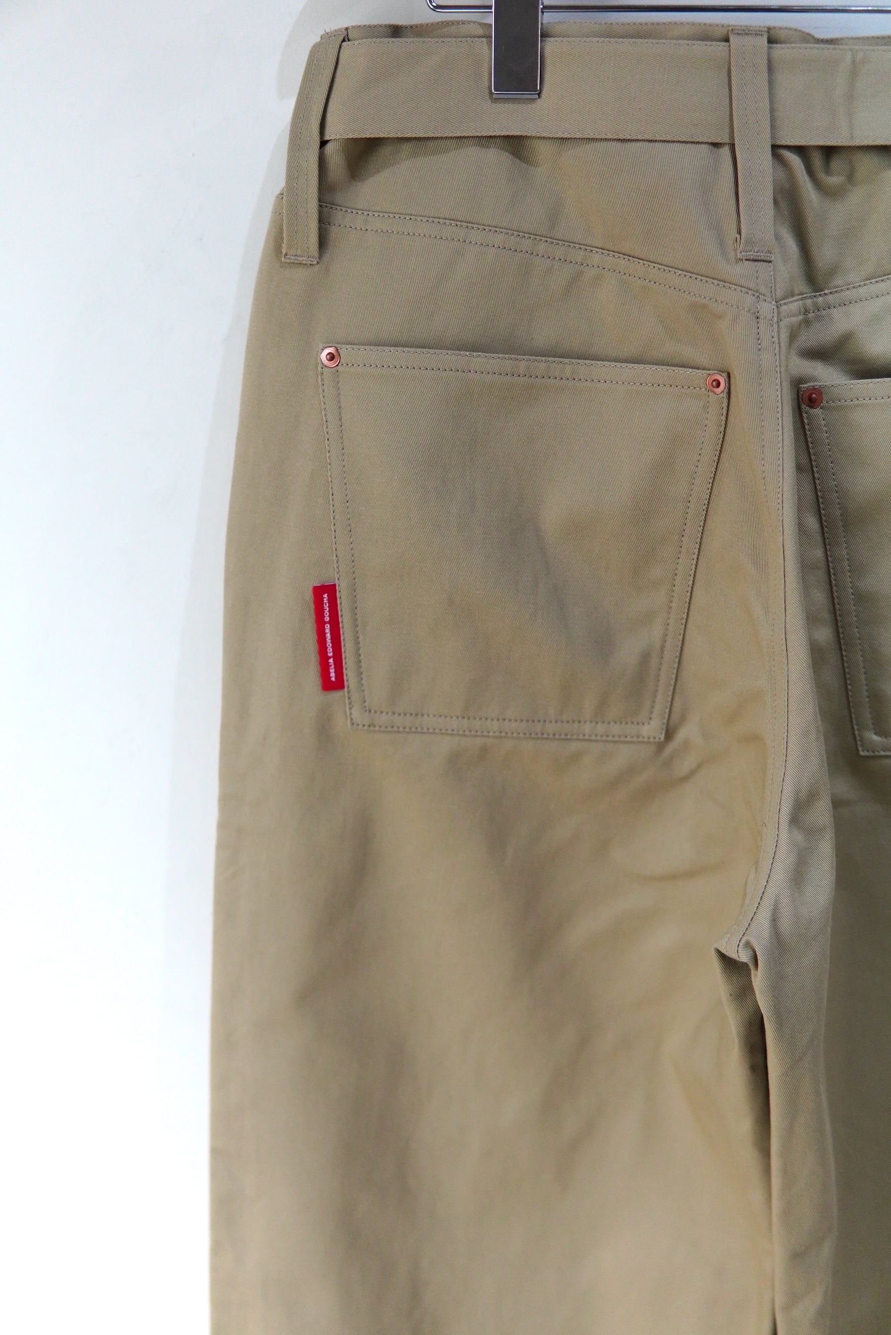 Abelia Edoward Goucha / DOUBLE BELT PANTS | POETRY