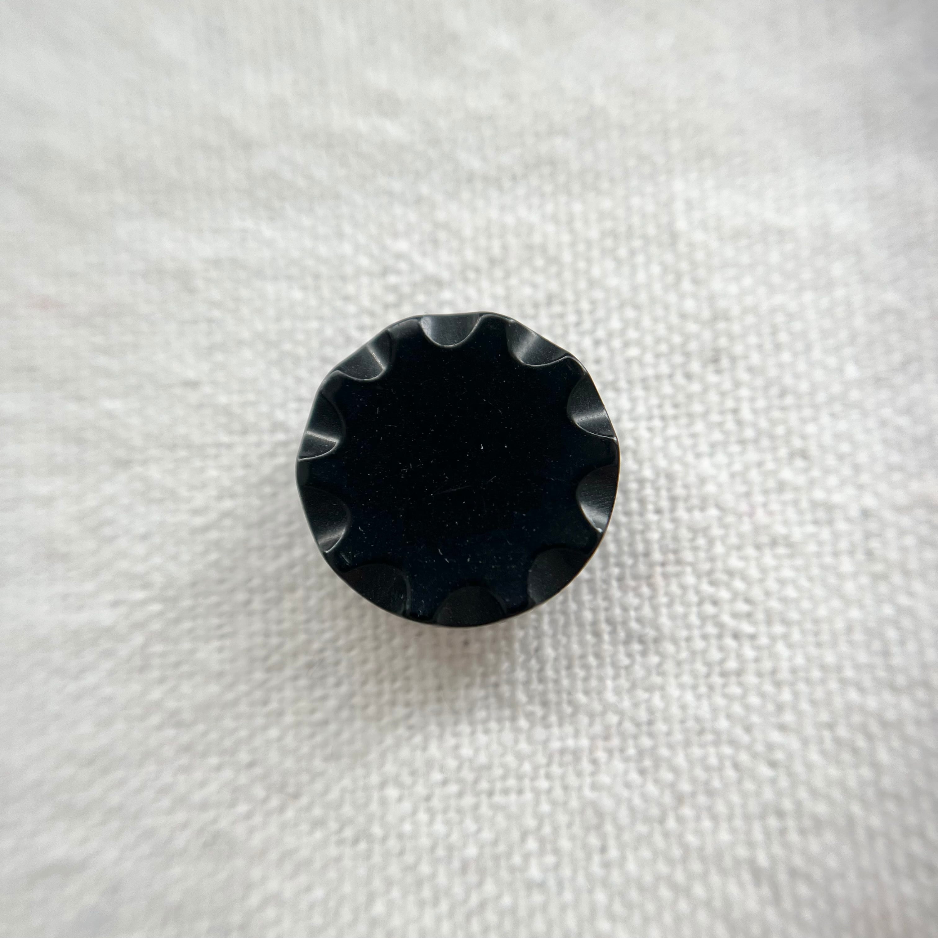 ブラックフラワー 15㎜