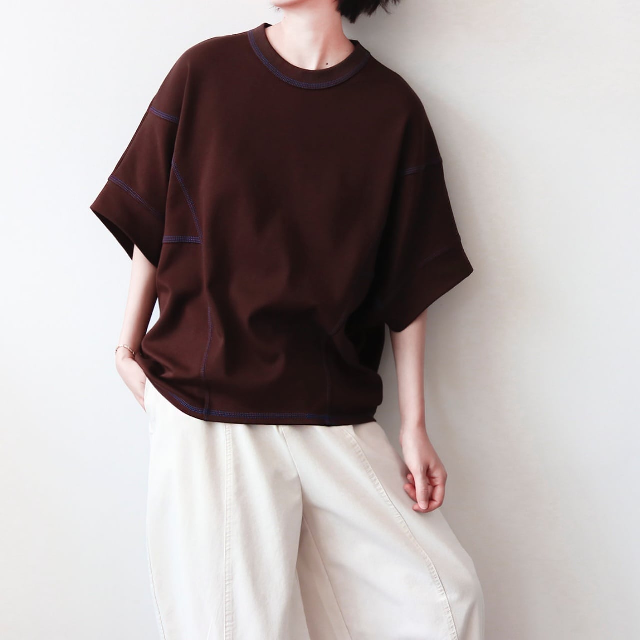 アクセントステッチクルーネックTシャツ A02275