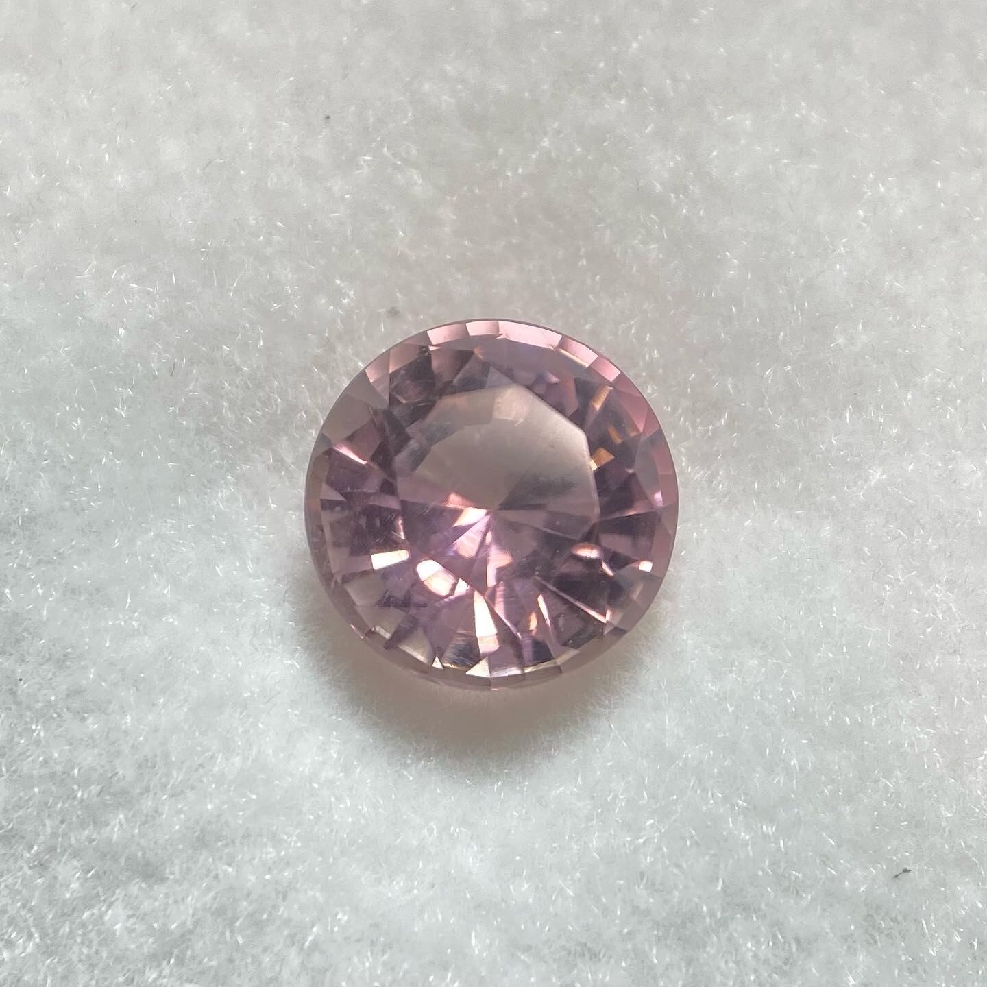 光当たる桜　トルマリン