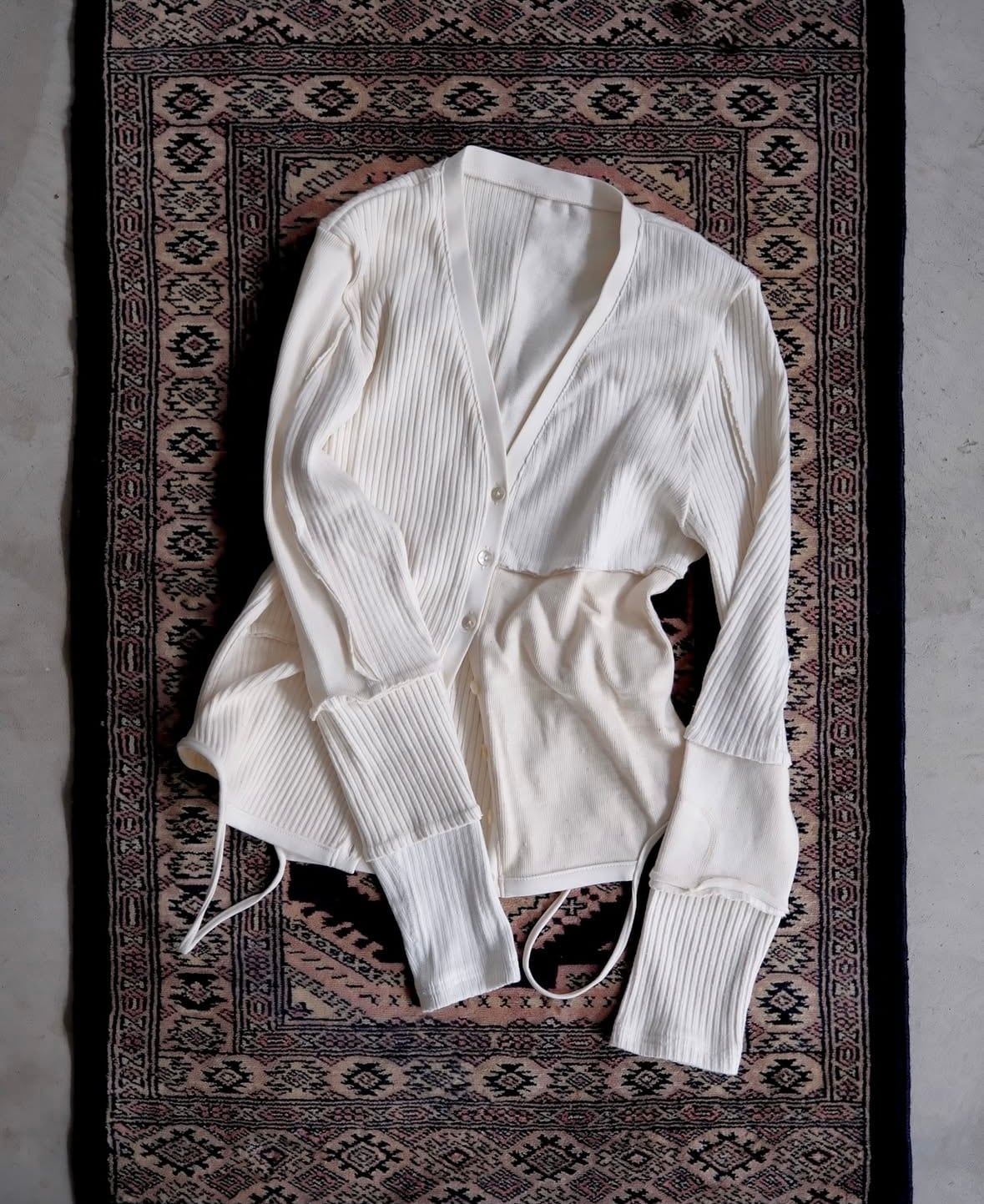 ERiKOKATORi】low gauge hand knit | TOLMA.