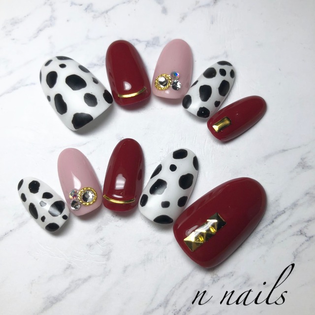 ダルメシアン柄 マット ネイルチップ Nnails
