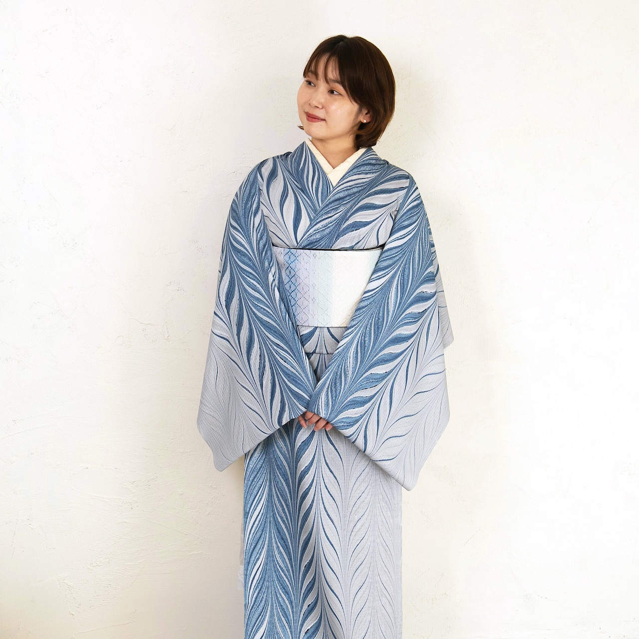 「時雨の浜辺」大矢羽柄〜洗えるきもの(シルジェリー格子柄)〜