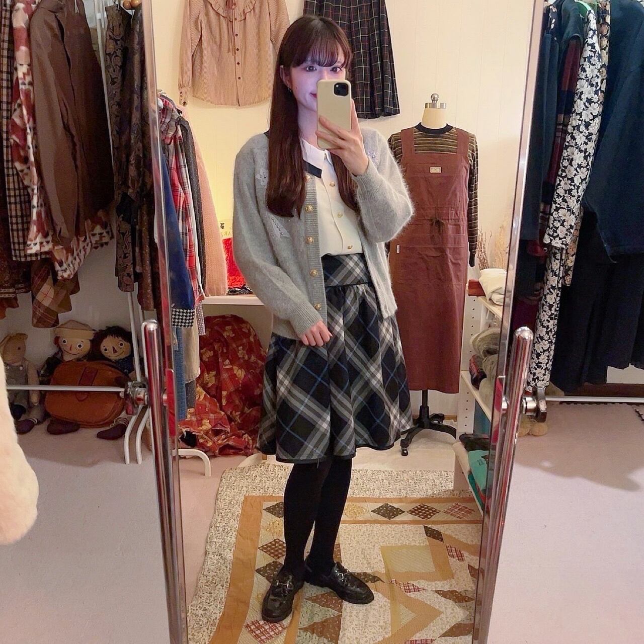 gray flower beads knit cardigan