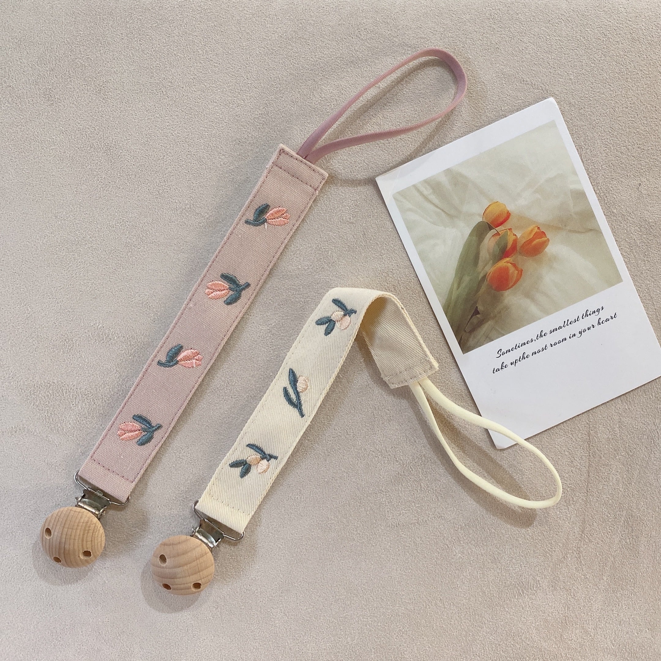 おしゃぶりホルダー