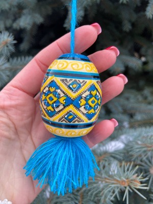 装飾用木製プィサンカ現代的なフツル様式（イースターエッグ）　