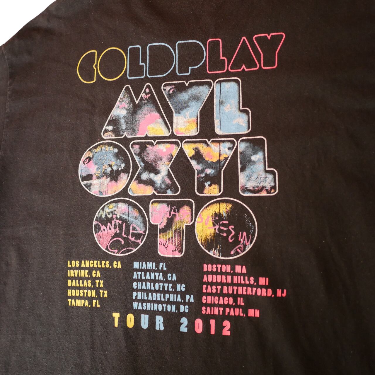 販売認定店 Coldplay ライブ Tシャツ 日本限定 - トップス