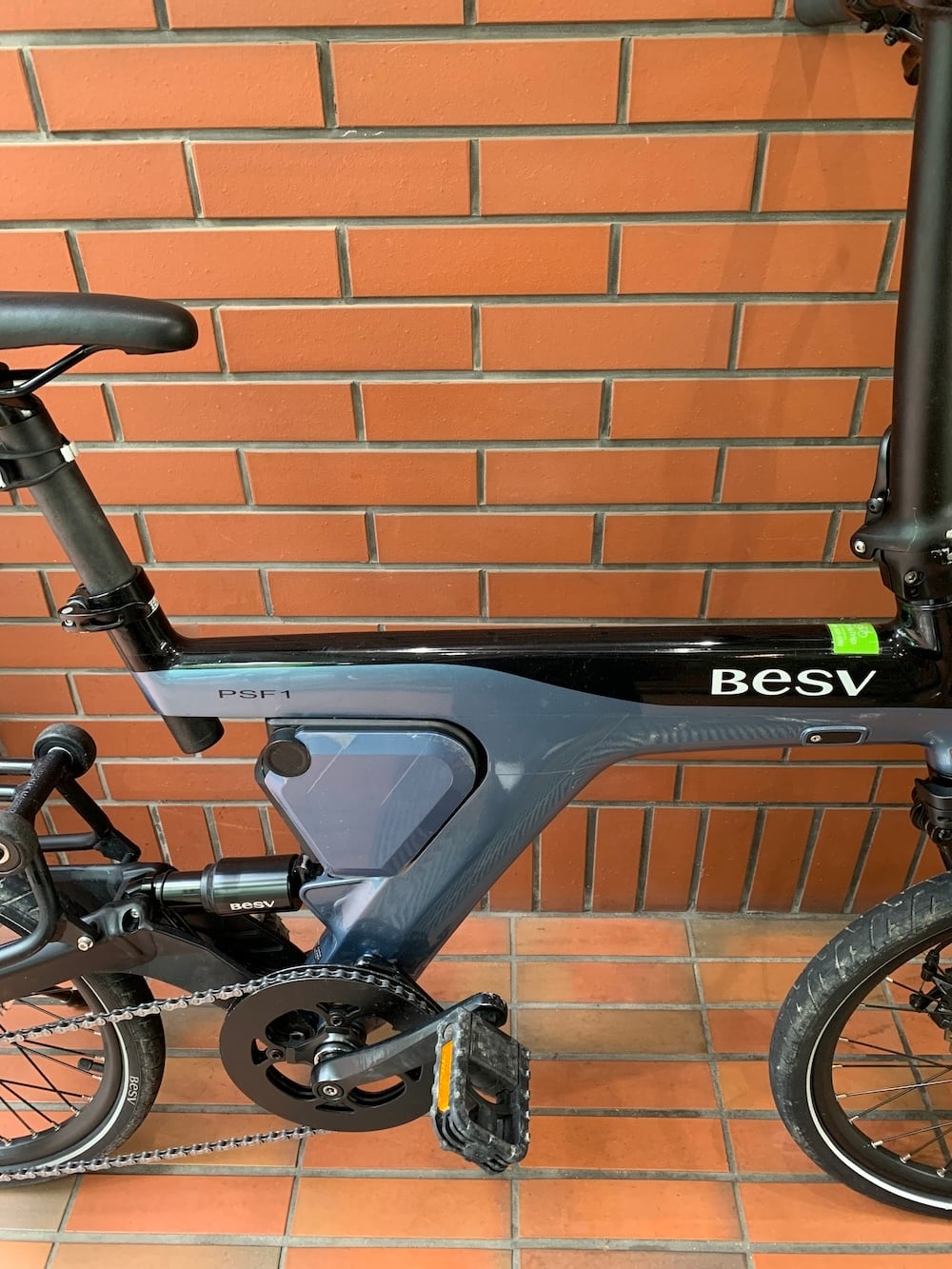 BEEv35) Besv（ベスビー）PSF1 折りたたみ電動アシスト中古車 ミニベロ