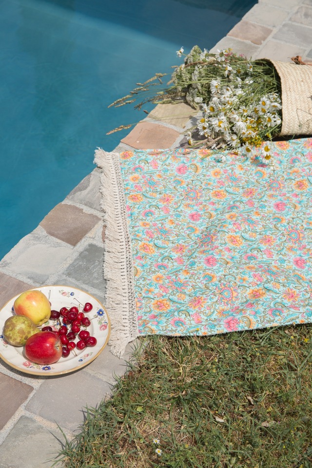 Louise Misha / Lana Beach Towel - Water River Flowers