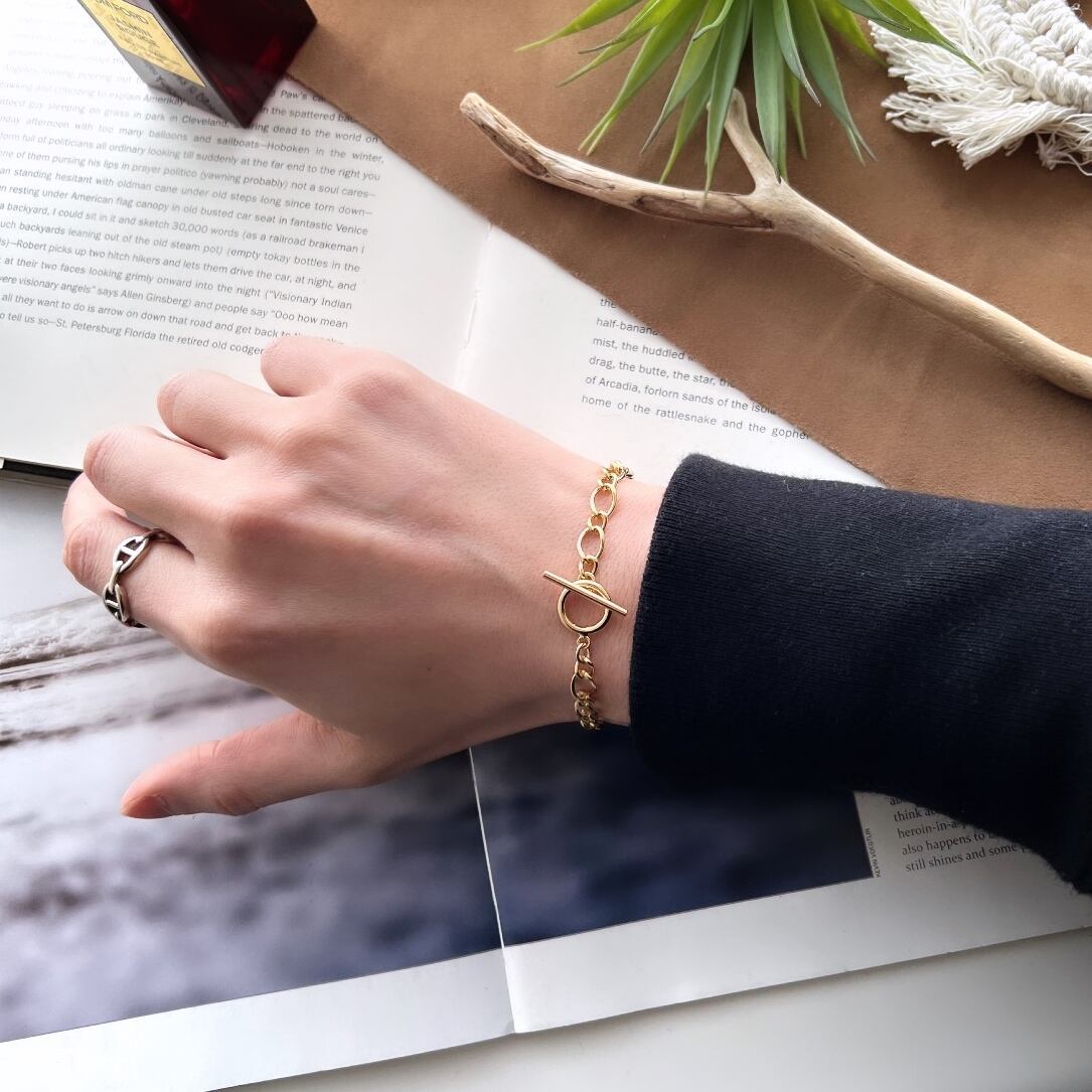 Cross Chain Bracelet【GOLD】 | Akto