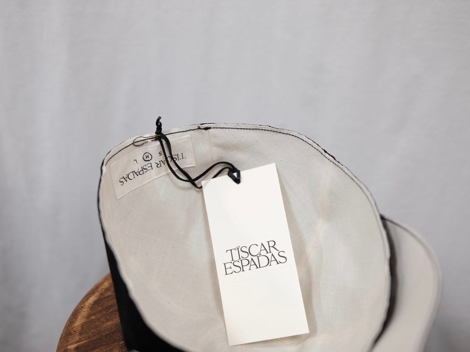 Tiscar Espadas” THE MOON HAT” | Lapel online store