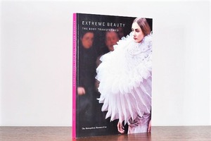 EXTREME BEAUTY / visual book
