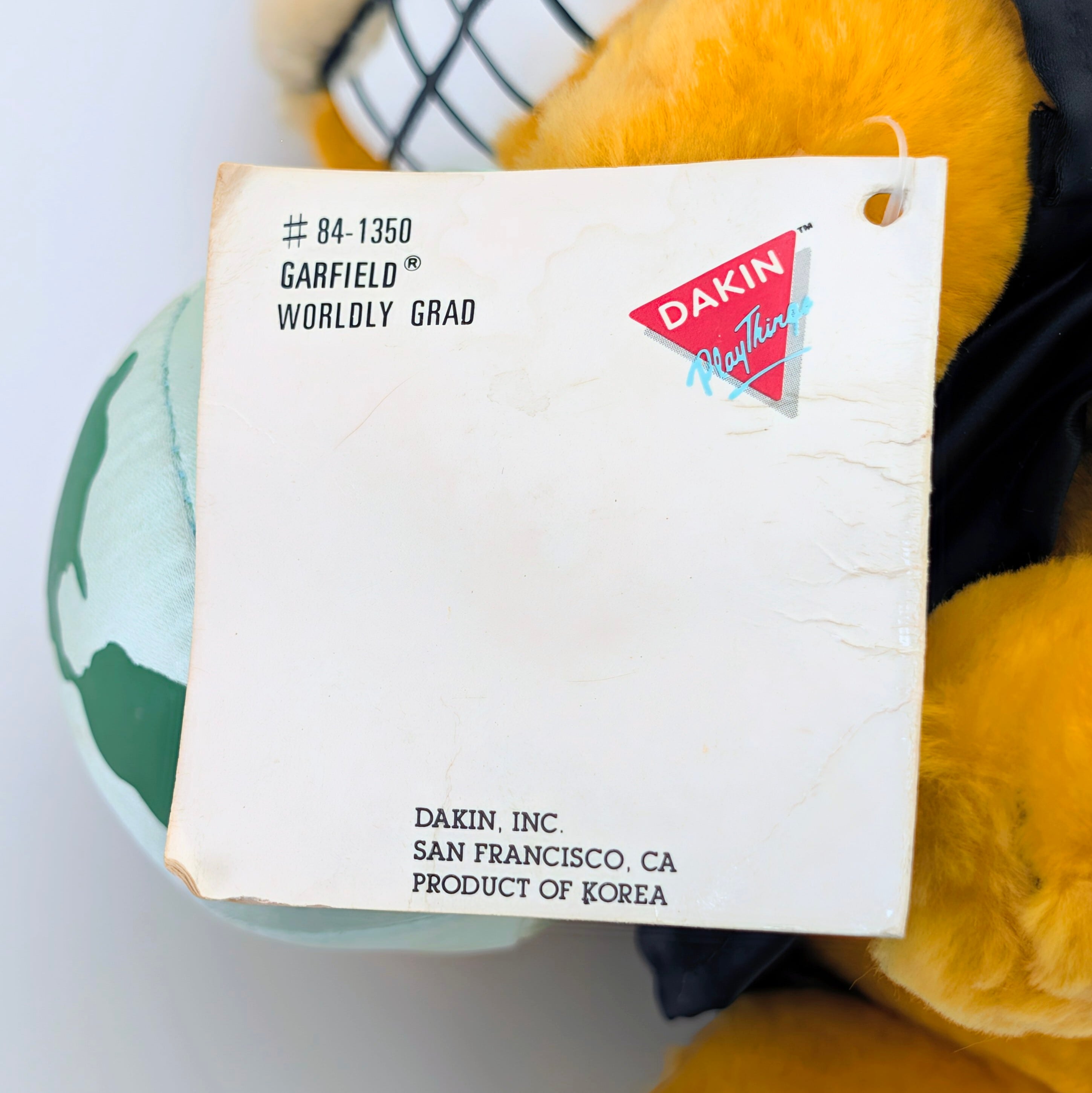 ☆ VINTAGE 1980年代初期 ☆【 Garfield ( ガーフィールド ) 】『 GARFIELD WORLDLY GRAD 卒業式ガーフィールド ワールドリー グラッド』Look out world! / ぬいぐるみ / プラッシュ / plush / 1980年代年製 〚アメリカン雑貨 アメトイ〛