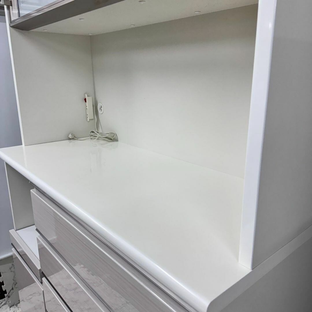 ホワイトキッチンカウンター ガラス扉付き　幅120cm 20384 2枚ガラス扉 キッチンボード ハイカウンタータイプ ソフト