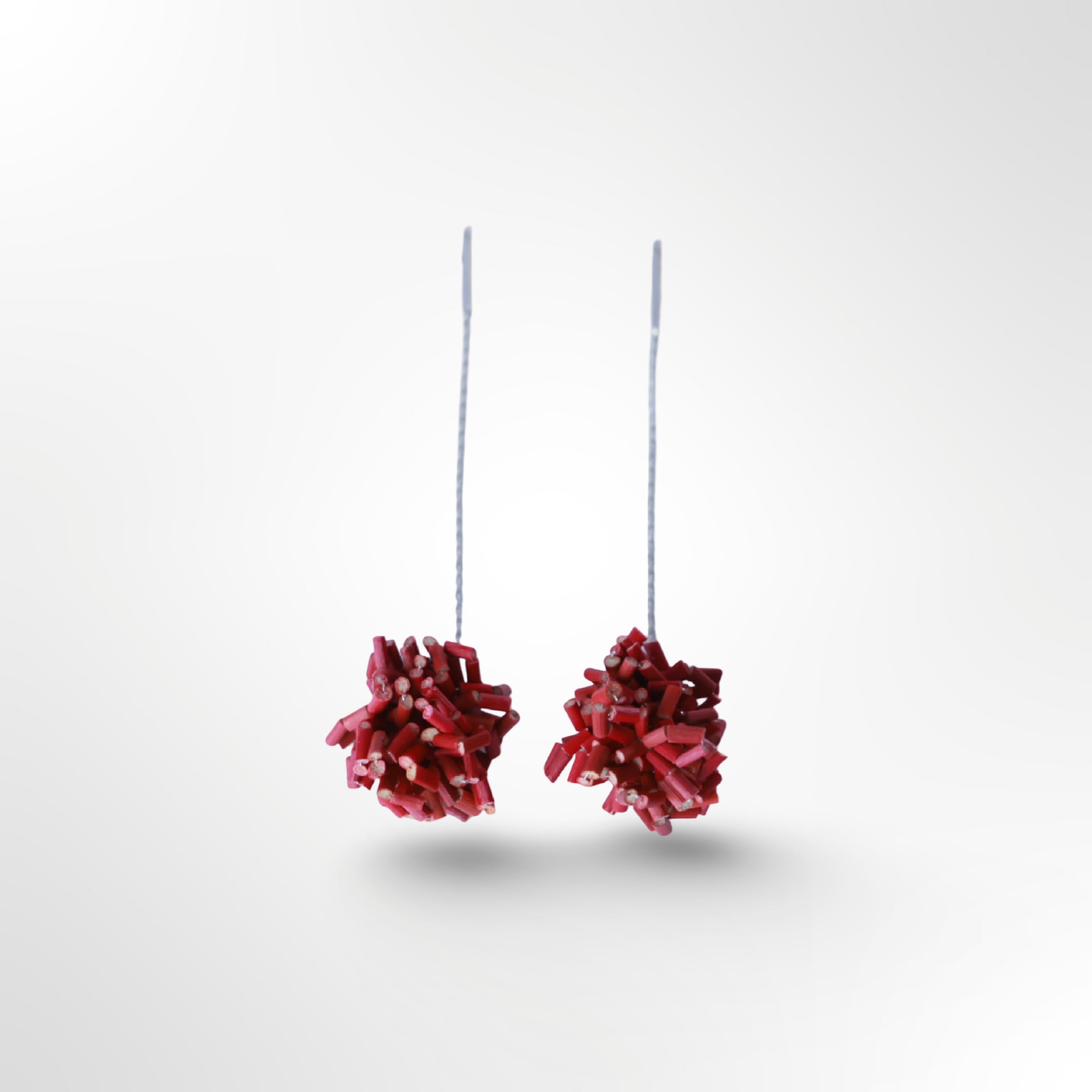 RUSH｜red｜ pierce earring | i t i i t i