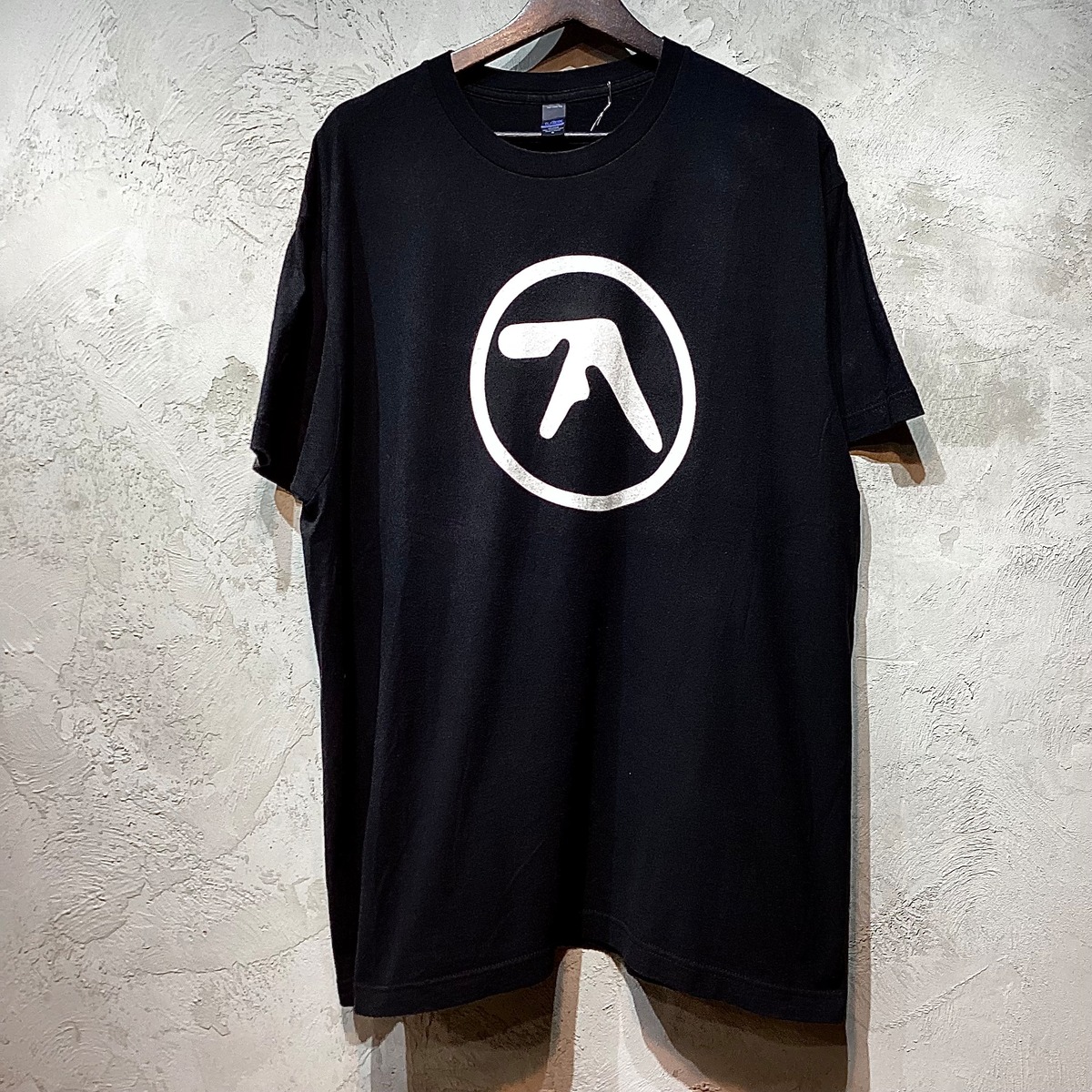 Aphex Twin LOGO OFFICIAL S/S T ('18) | BRAIN SCRATCH