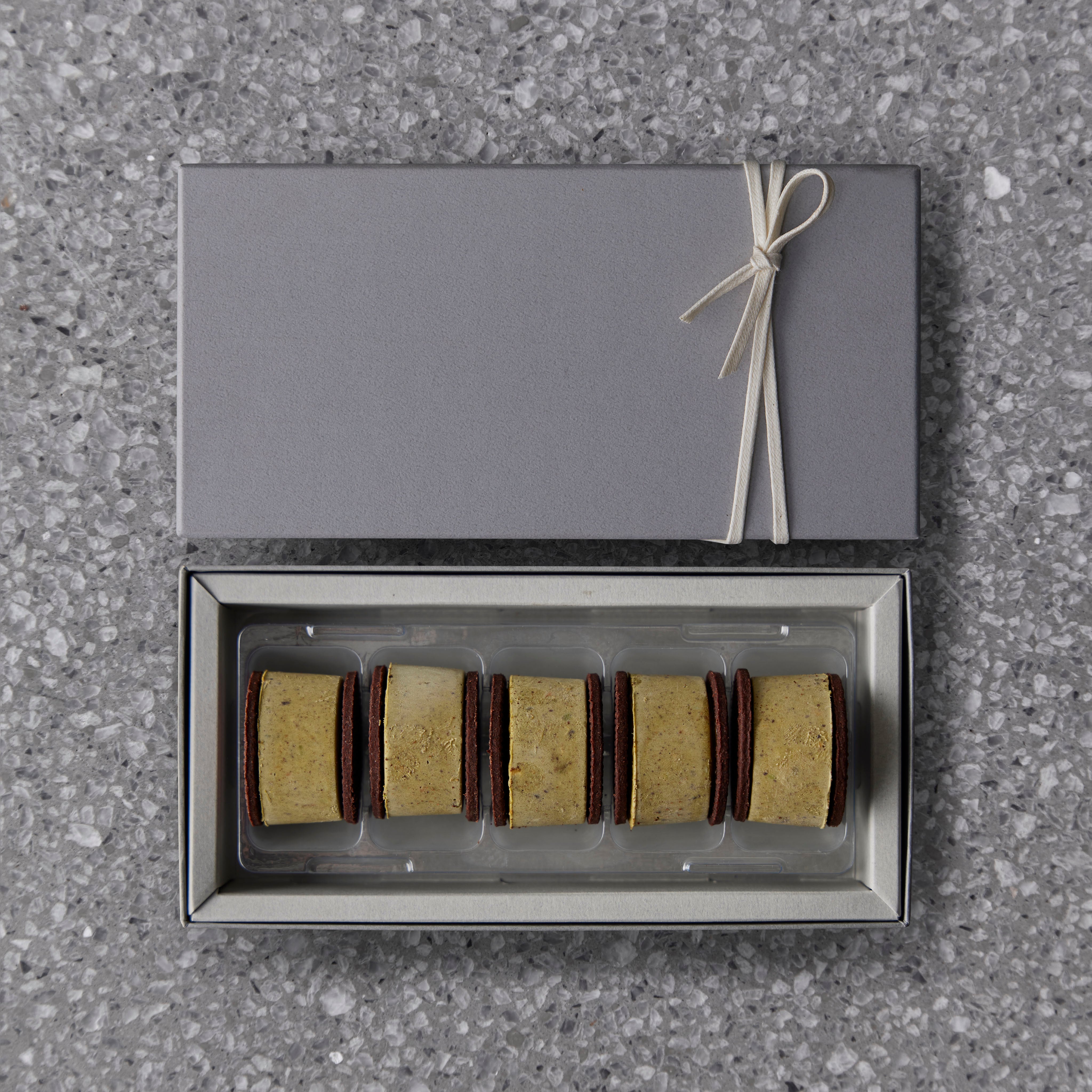 カッサータサンドカフェピスターシュ