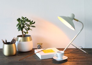 Arles desk lamp アルル デスクランプ　ホワイト【LT3686WH】