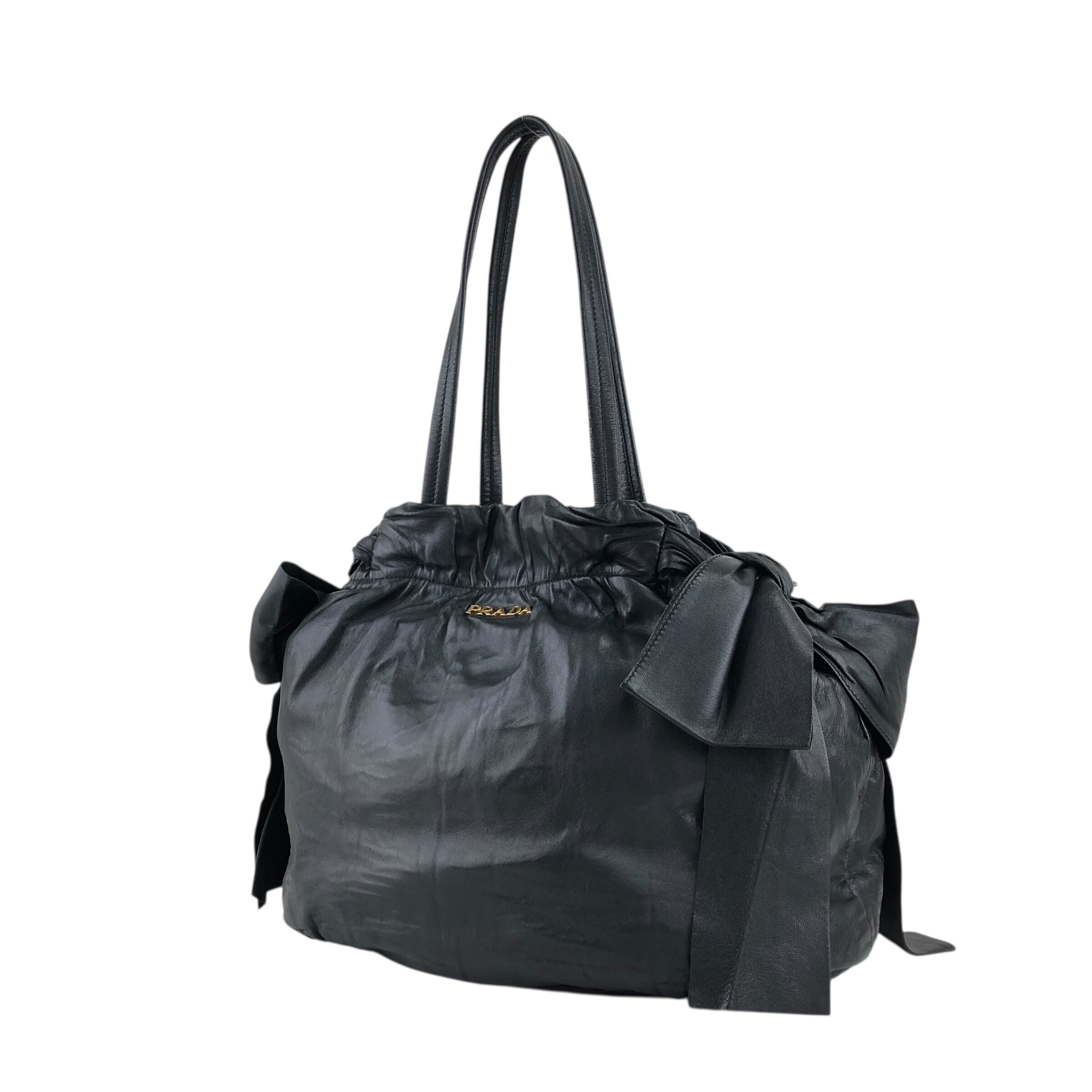 ✨美品 PRADA プラダ ハンドバッグ リボン ブラック 手提げ フィオッコ