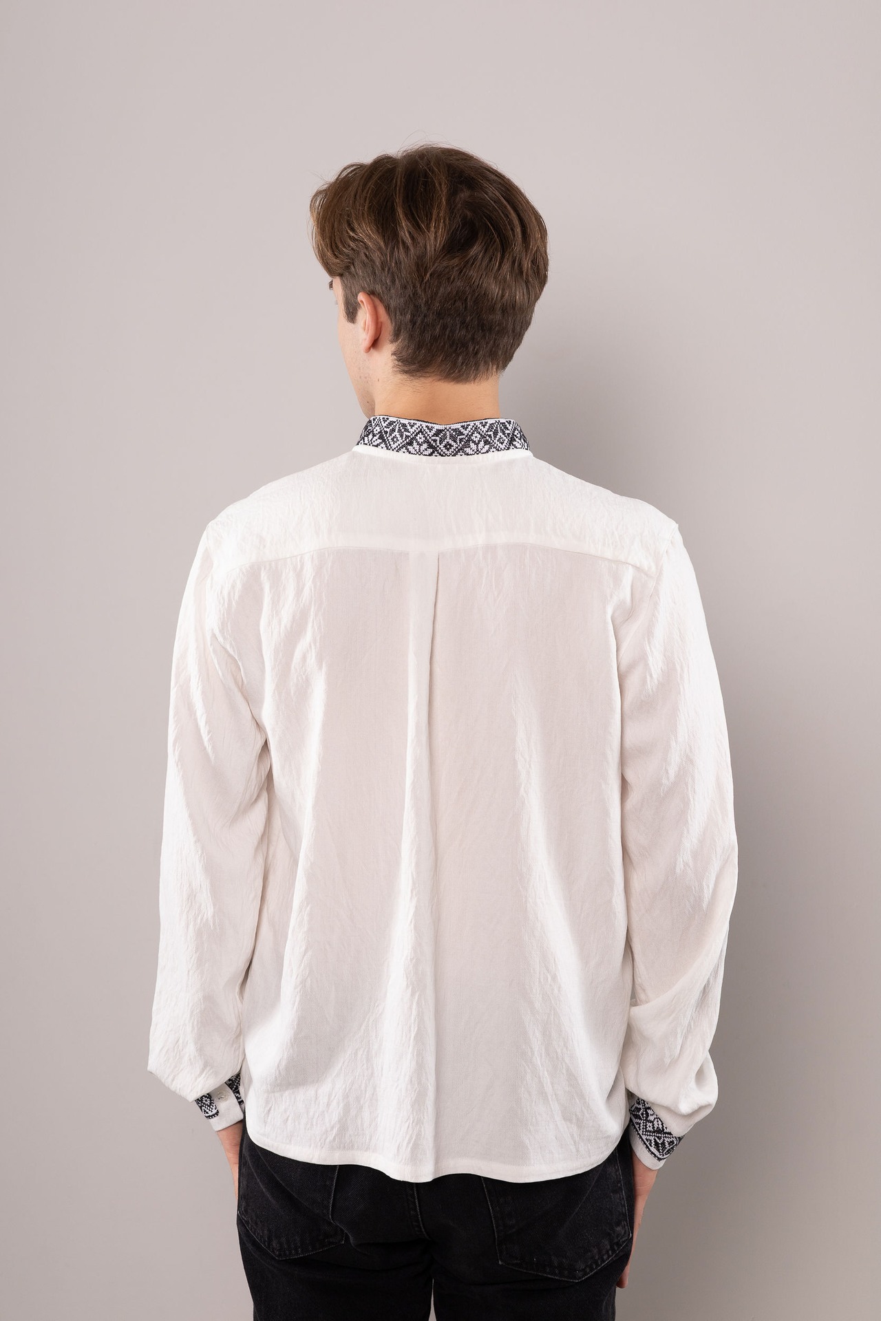 ウクライナ刺繍ヴィシヴァンカ　クロスステッチ手刺繍　XLサイズ　メンズ - 11