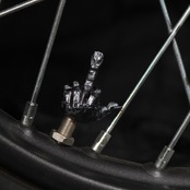 FXXK! HANDSIGN VALVE CAP /ガンメタリック