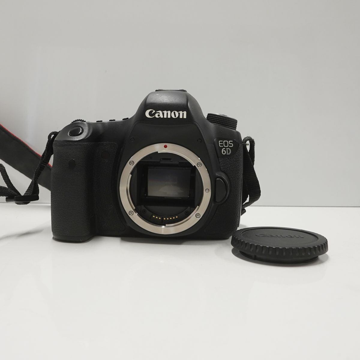 Canon EOS 6Dボディ（ジャンク品）