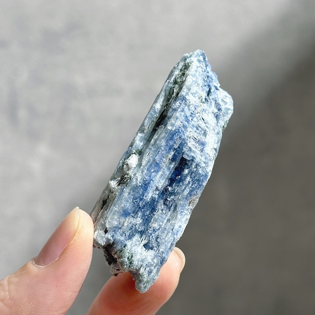 カイヤナイト 原石34◇ Kyanite ◇天然石・鉱物・パワーストーン