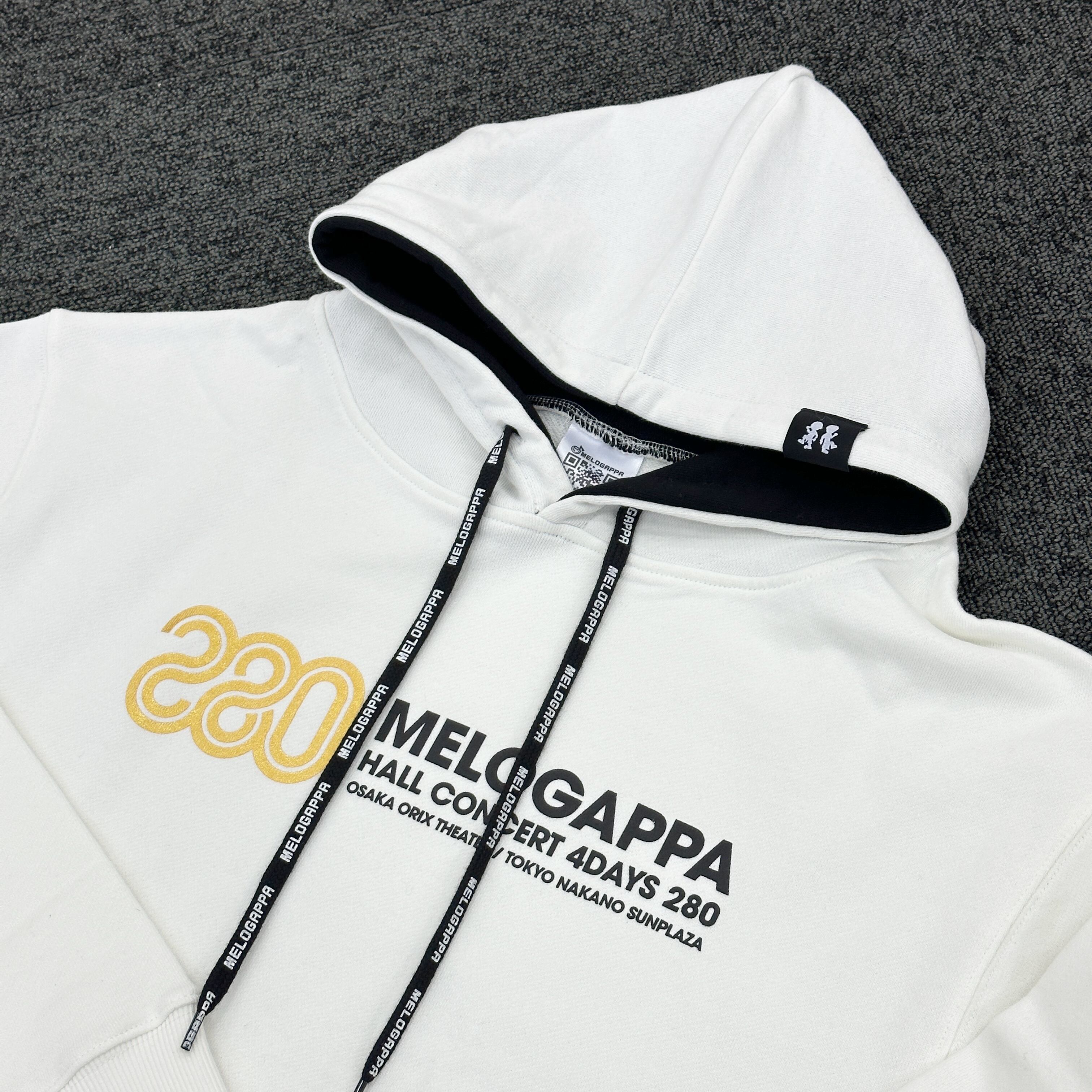 MELOGAPPA 280ホワイトプルオーバーパーカー XL