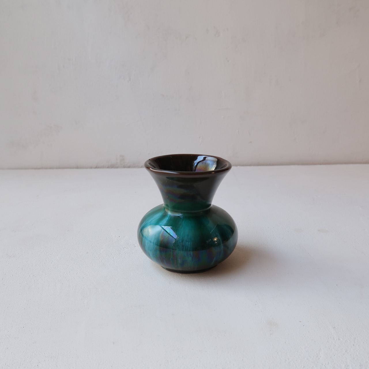 グリーンオーロラな一輪挿し