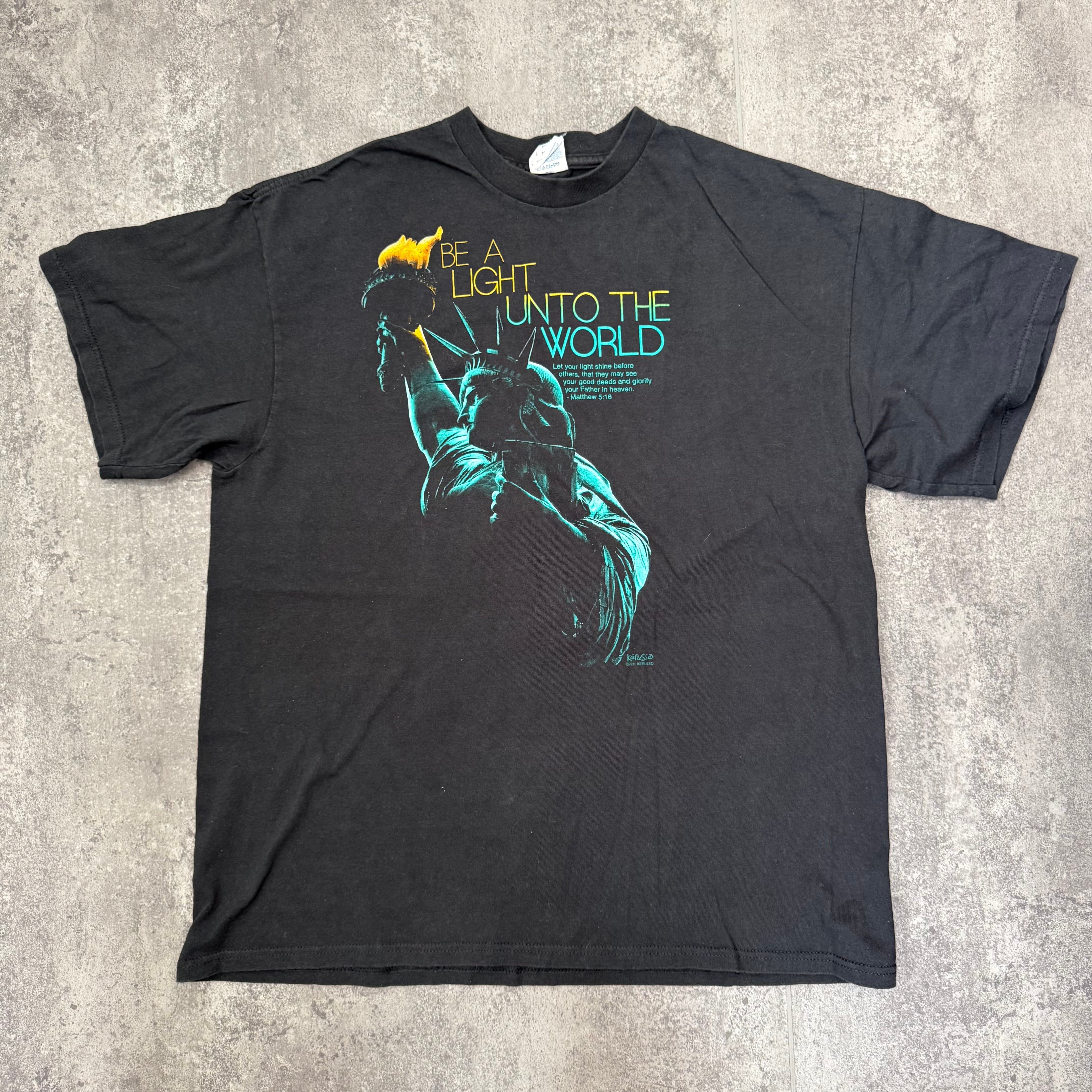 fashion victim FUCK Tシャツ | 西田商店