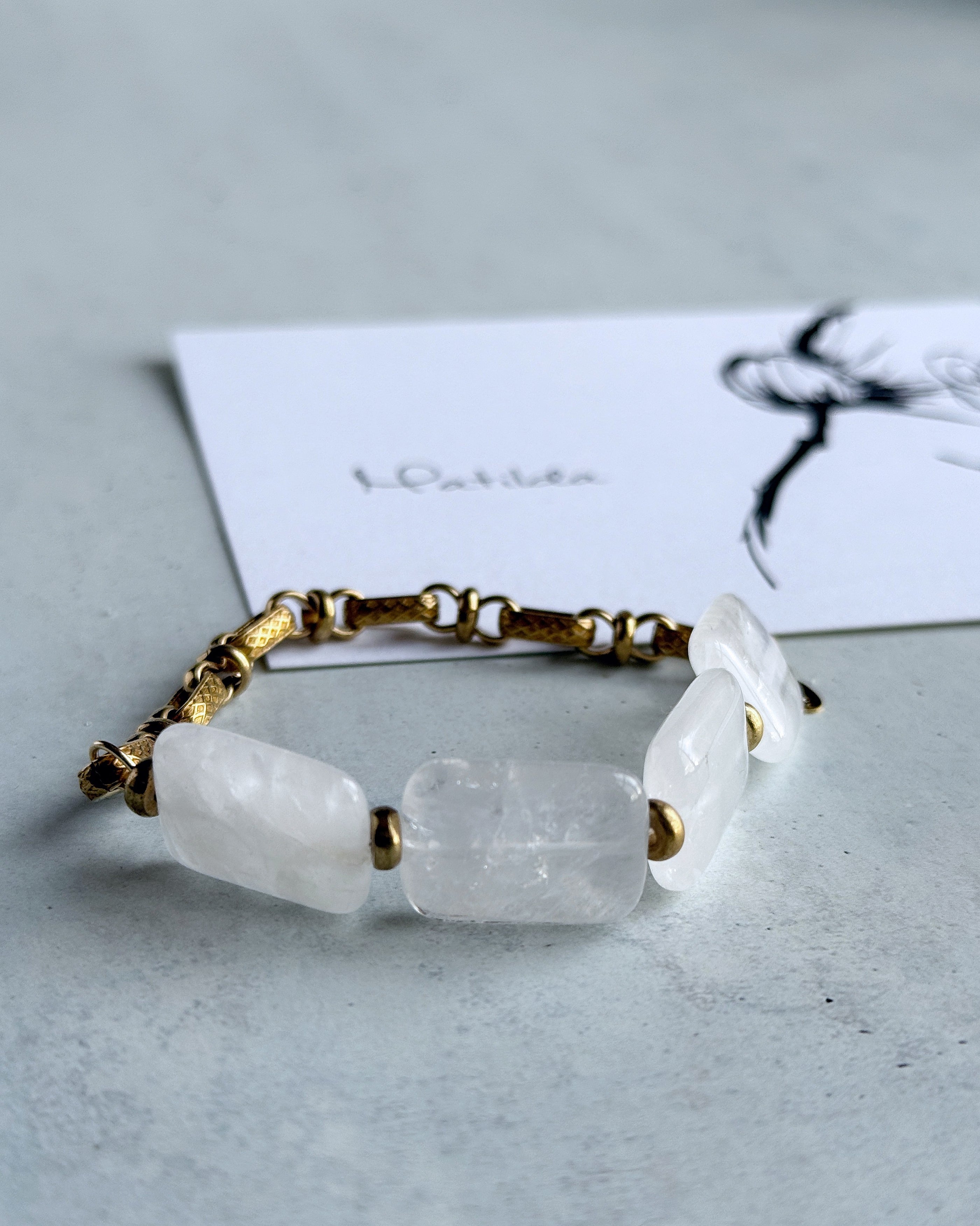 Chain & stone bracelet(クォーツ)