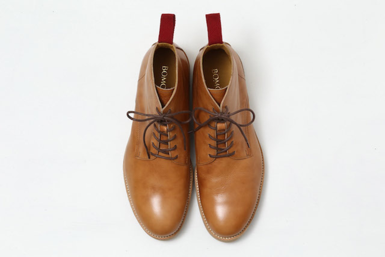 PLAIN TOE CHUKKA (WEDGE SOLE)