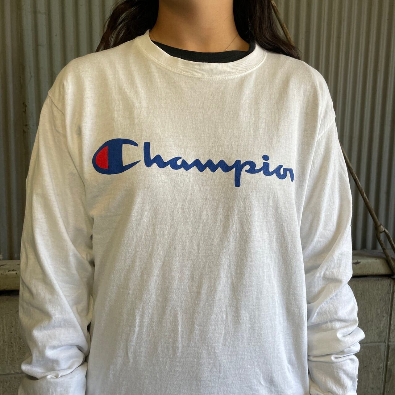 古着 チャンピオン ホワイト 白 長袖 Tシャツ ロング 刺繍 美品 Champion（チャンピオン） tシャツ USAコットン ワンポイント刺繍 ロン