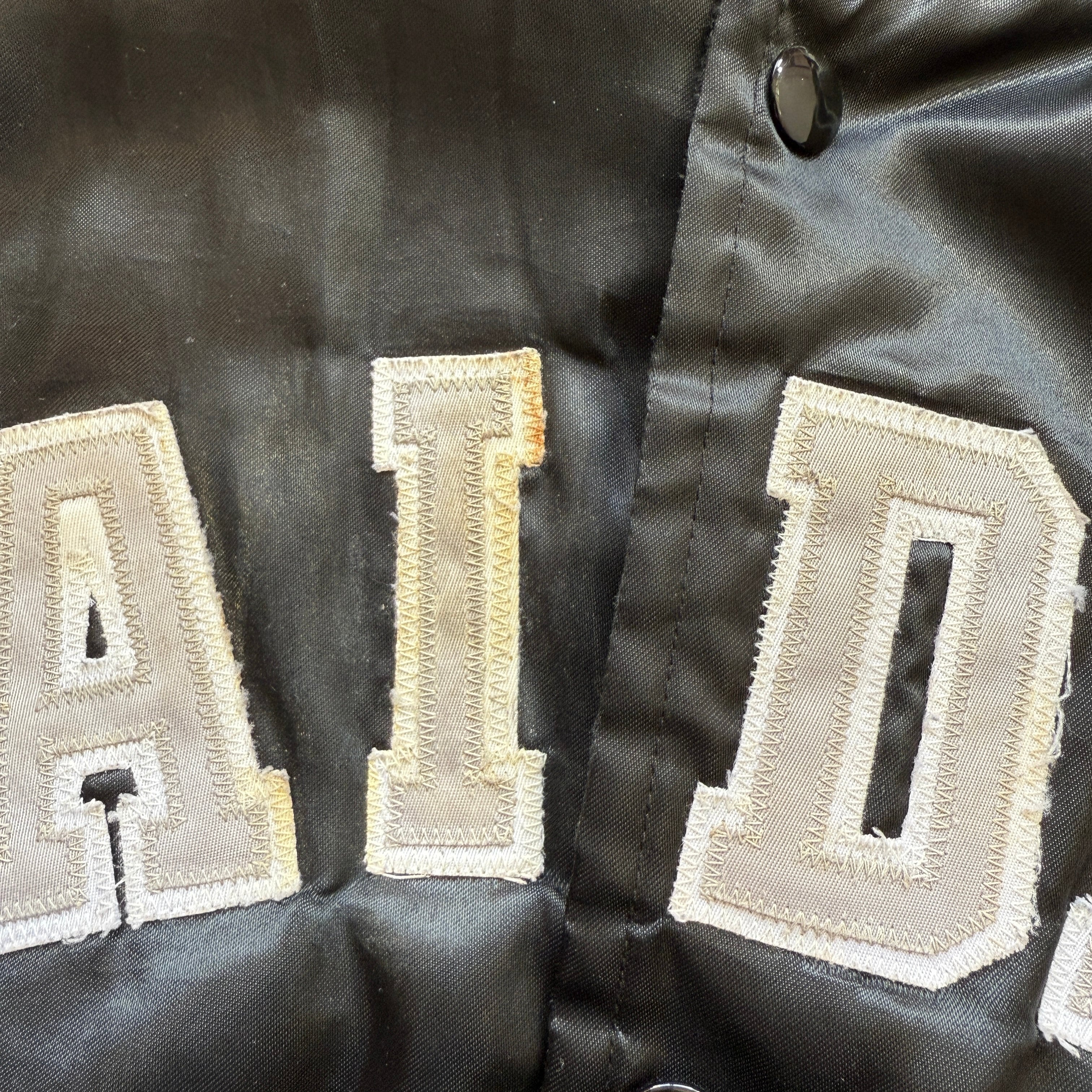 USA製 RAIDERS Chalk Line Nylon jacket 着画 レイダース | SOMEHOW
