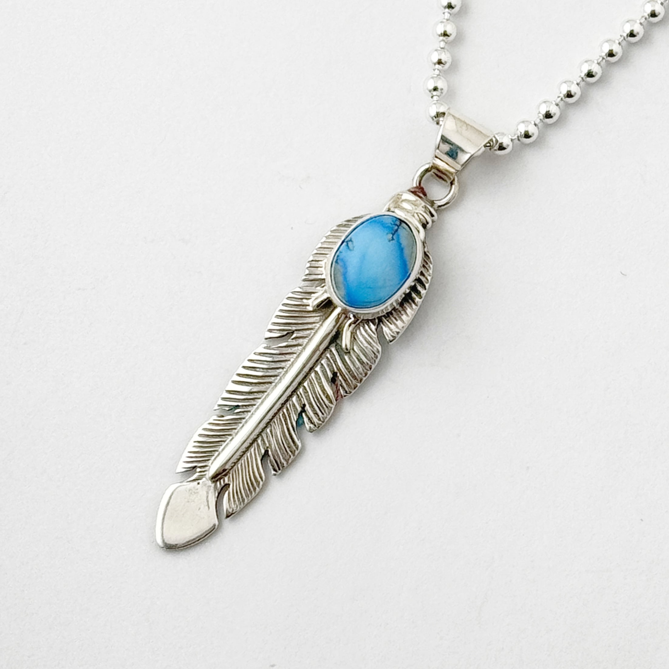 Indian Jewelry 》ゴールデンヒル ターコイズ フェザー ペンダント 羽