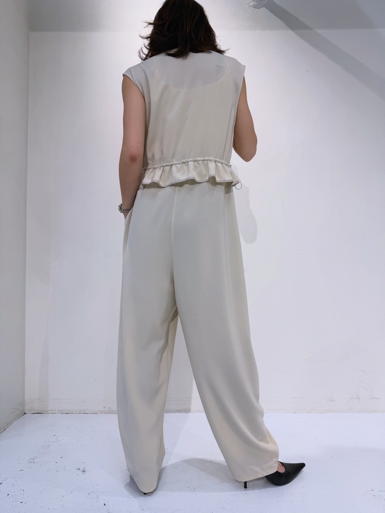 エイミーロウ  Eimee Law ウエストフリルオールインワン