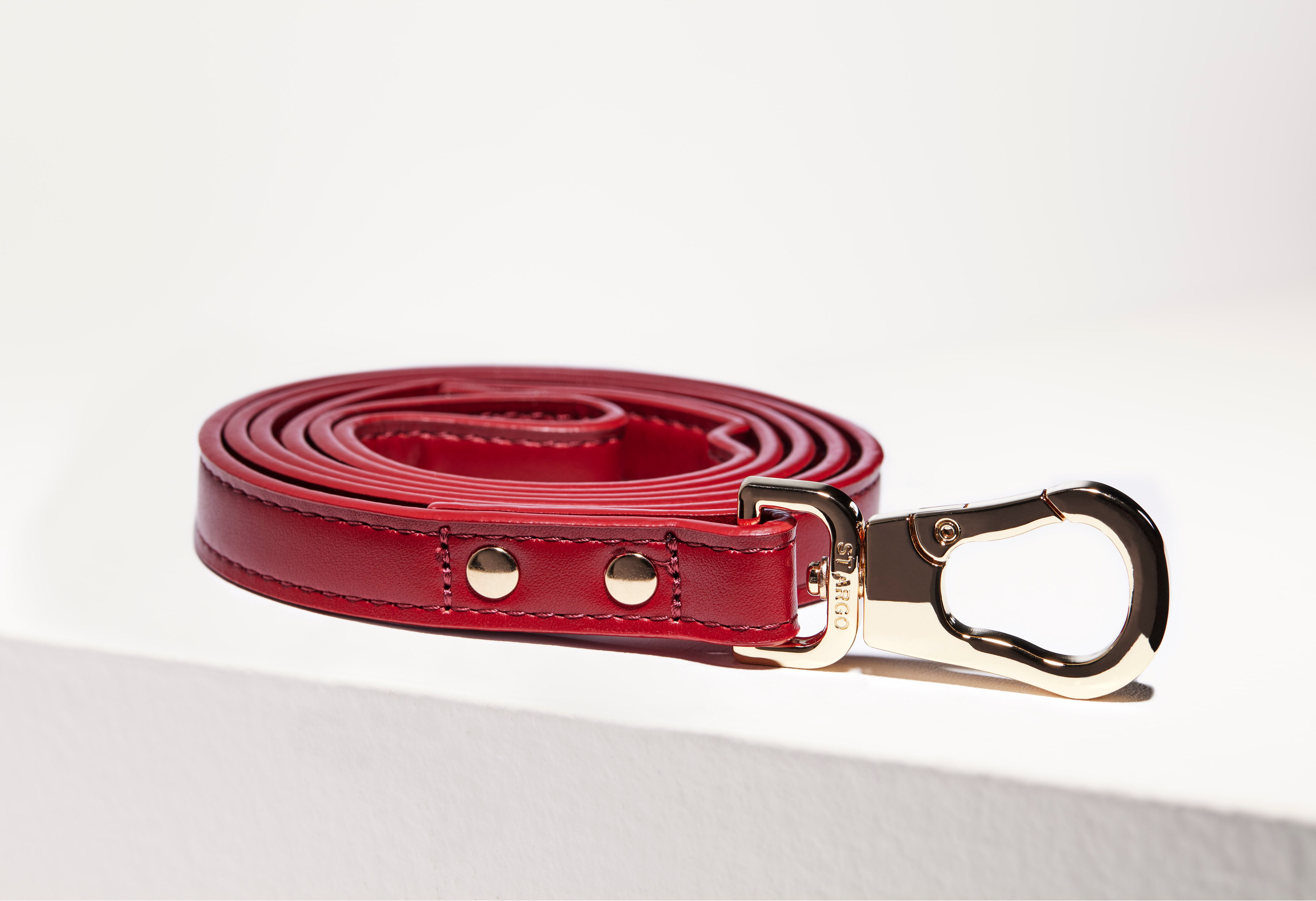 ヴィーガンレザー ルビーレッドリード Vegan Leather Ruby Red Lead Sirius Essentials