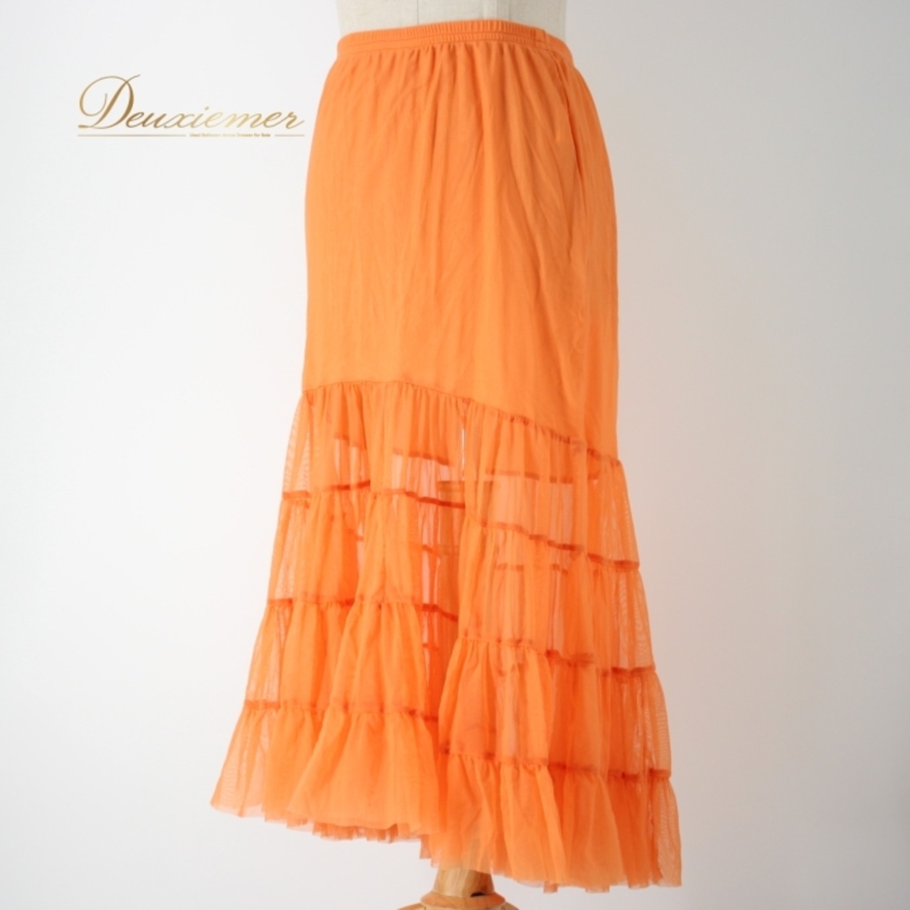 社交ダンス 衣装 スタンダード スカート レッスンウェア Marcus＆Karen Hilton Chacott マーカスカレンヒルトン チャコット オレンジ系 無地 社交ダンス スカート 日本製 ダンス 衣装 練習用 レッスン着 夕日 オレンジ 透け感 軽い素材 ウエストゴム 伸縮性 有り Lサイズ フレアスカート ショー衣装 パーティー おしゃれ