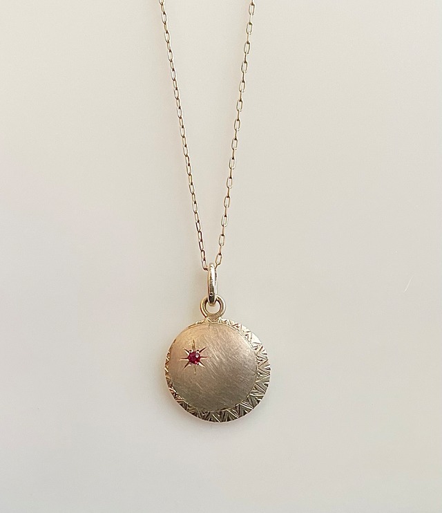 Nux ニュクスnecklace (K10,ルビー)