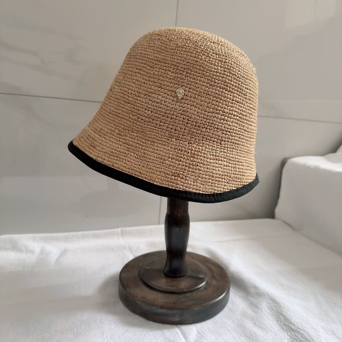 夏 高級天然素材ラフィア 帽子 レディース 折りたたみ uv 日よけ帽子