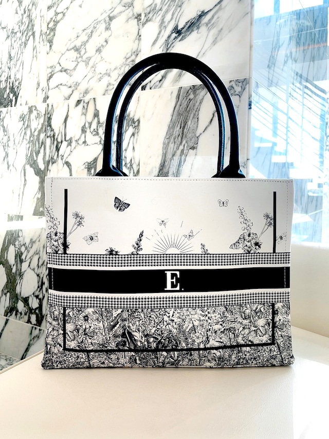 NEW【オーダーメイド】イニシャルトートバッグ Black Butterfly ＋ BAG in BAG