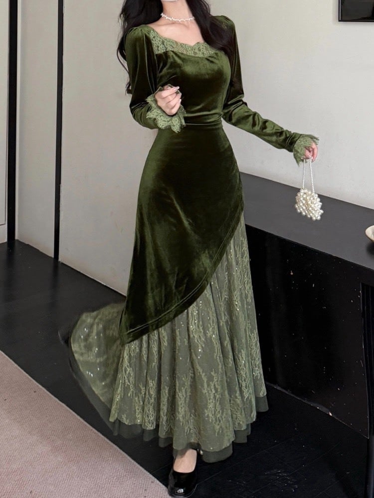 纏うだけで視線を奪う ベロア×レースの主役級ロングワンピース 大人可愛い お洒落 ロング丈 肌見せ レース 異素材 バイカラー 細見え くびれ 体型カバー 大きいサイズ 韓国 CH11430