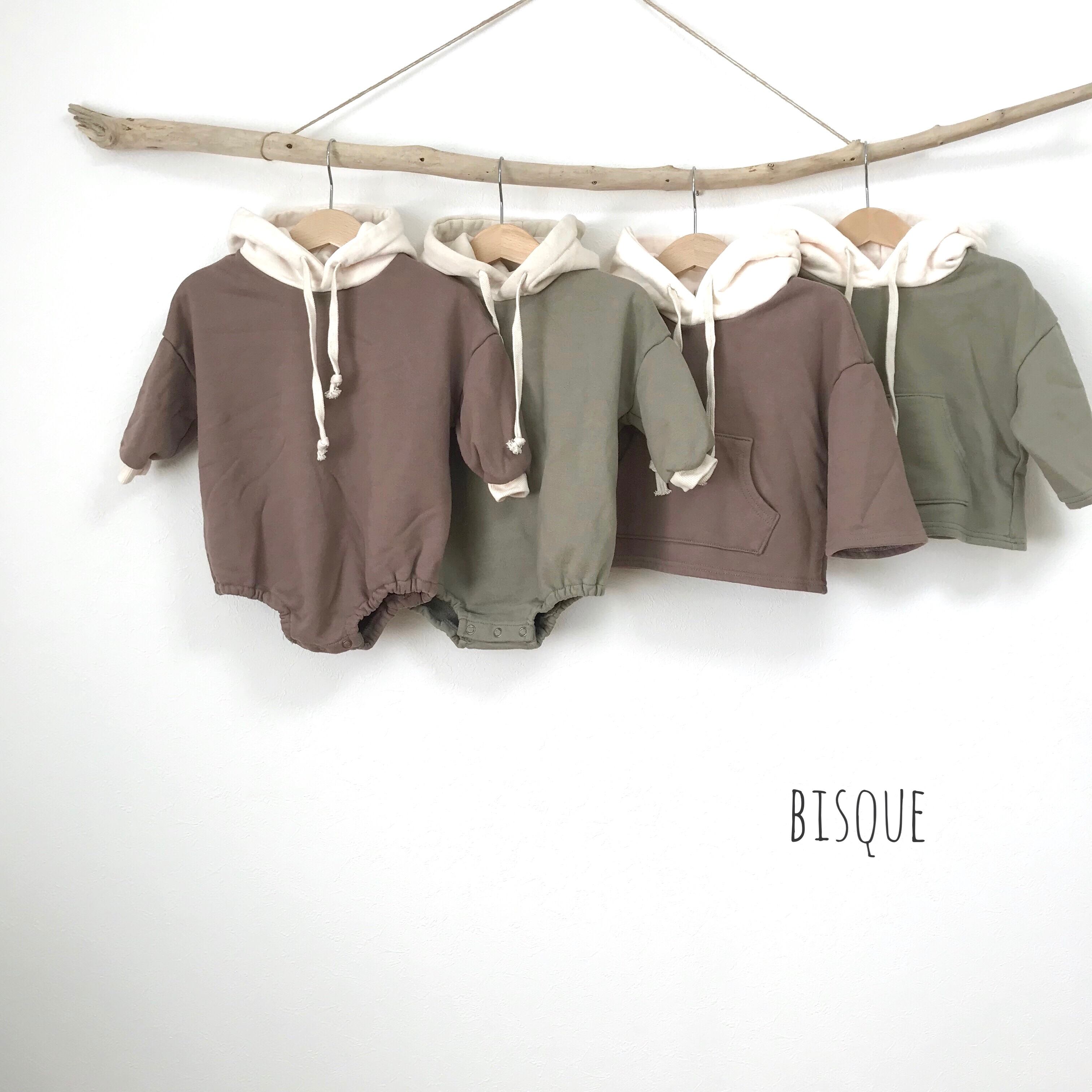 フーデットパーカー