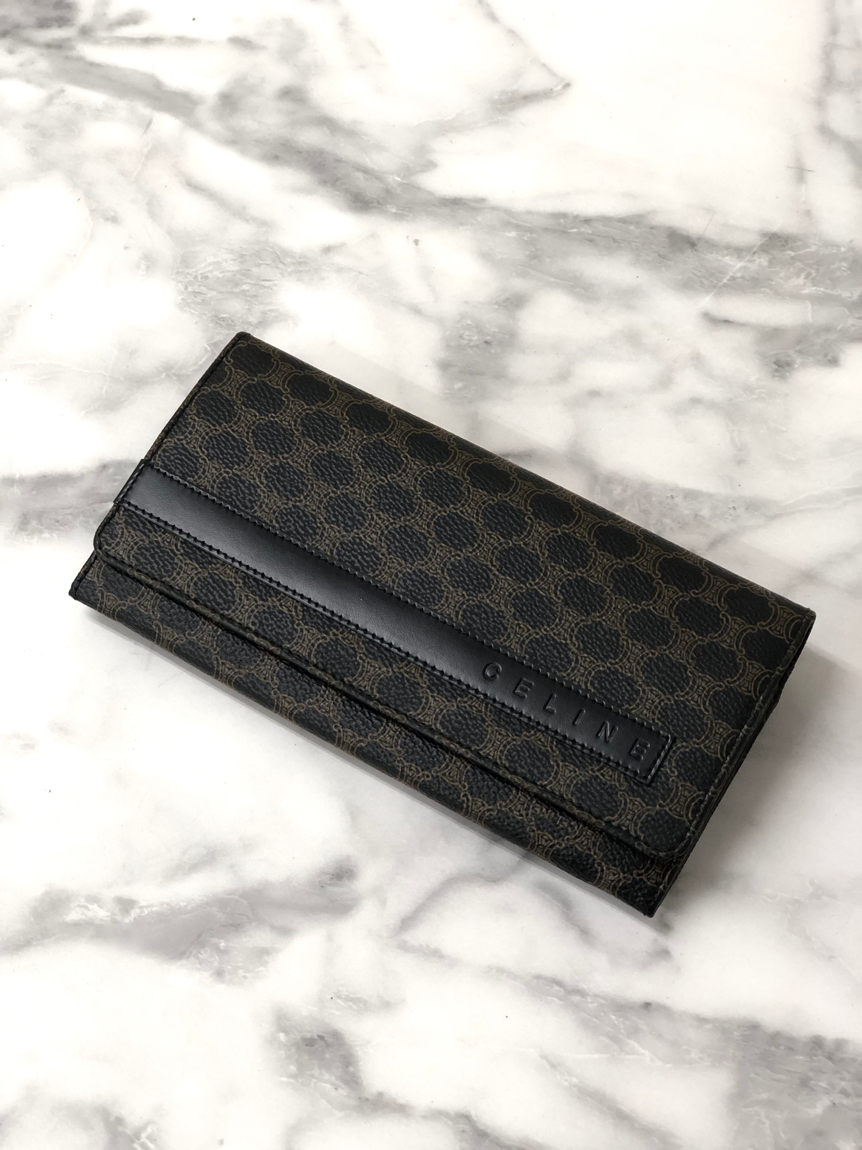 CELINE セリーヌ マカダム ブランドロゴ がま口 長財布 ブラック CELINE セリーヌ マカダム ブランドロゴ がま口 長財布 ブラック