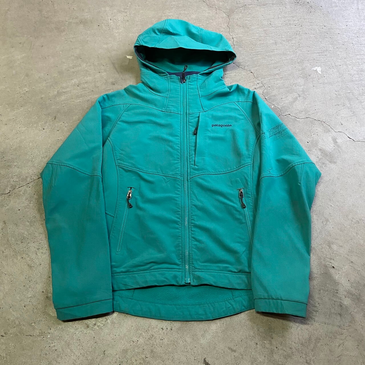 patagonia パタゴニア ソフトシェル マウンテンパーカー レディース ...