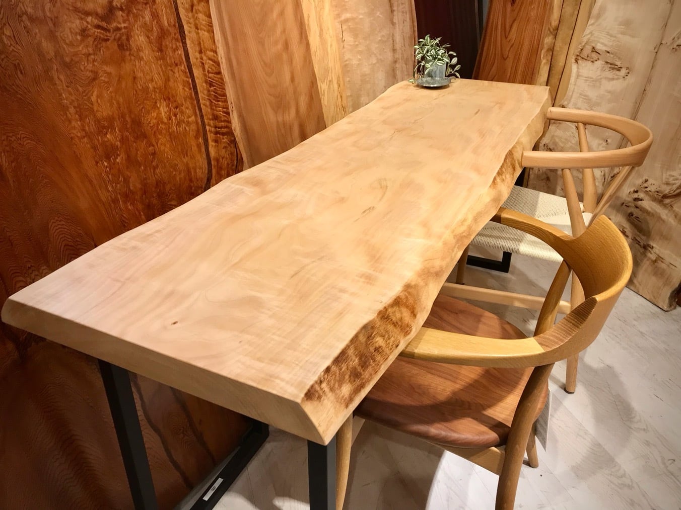 白栃（トチ）_1800×500×50_横浜店_テーブル天板/一枚板 261133-1 t001