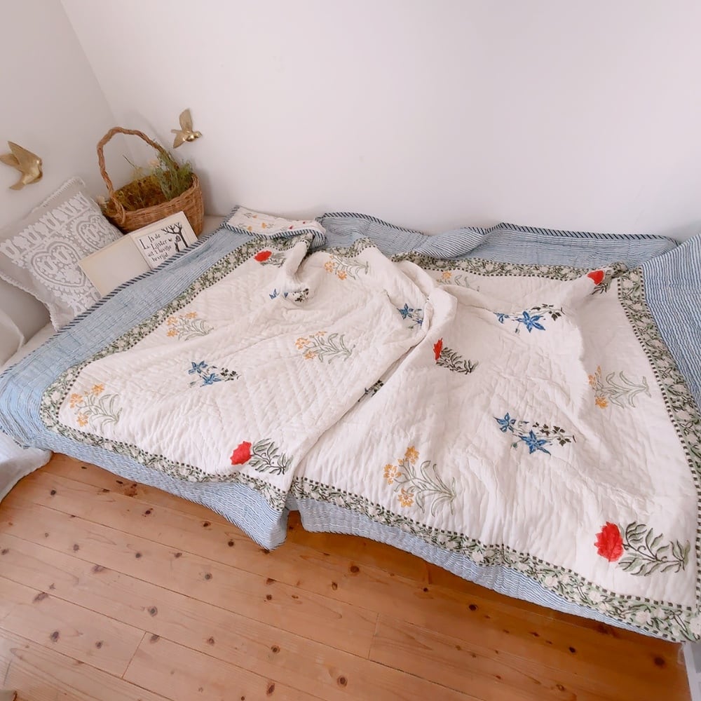 綿入り【M】パリのパン屋さん ブロックプリントキルト | ブロック